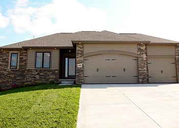 Gorgeous Ranch in Elkhorn!